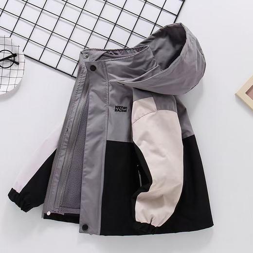 秋冬款男童冲锋衣三合一可拆卸防风加厚保暖中大童休闲连帽外套 商品图0