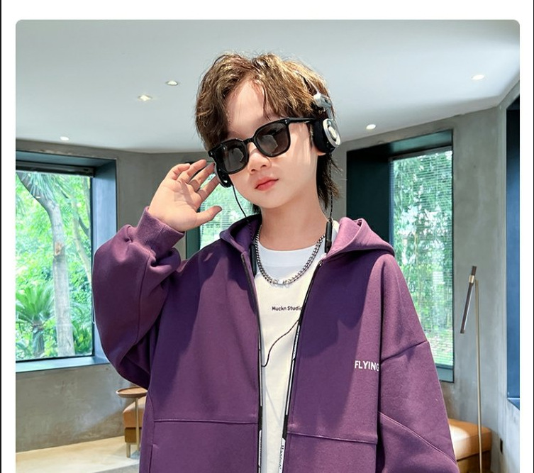 i22VifOtztSBuvrAbgyVeV9RcEYugkFcuV1P