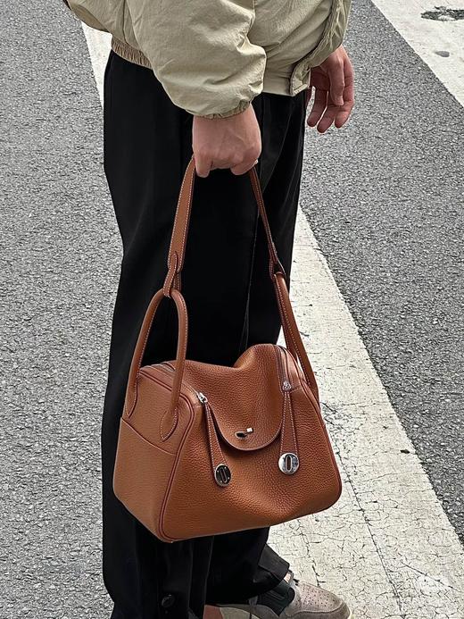 【头层TC纹荔枝牛皮】手工缝制枕头包真皮女包单肩斜挎手提包女秋冬 商品图11