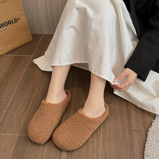 踩在云端的温柔☁️【xuxi 暖绒云朵勃肯鞋】呆萌圆润鞋头 弹力海绵鞋垫 软糯Q弹 加绒内里 舒适亲肤 温暖细腻 稳健后跟 橡胶鞋底 防滑耐磨 抓地力强 商品图1