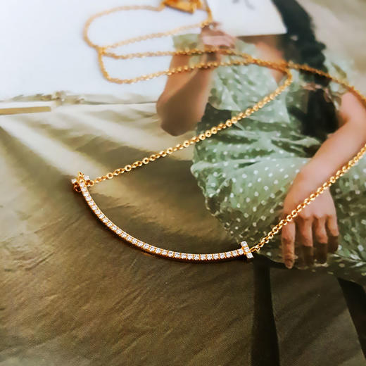 【95新】Tiffany & Co.蒂芙尼Tiffany T 系列小号18K黄金满钻笑脸Smile项链女士081025TJ03现售价：10000 商品图3