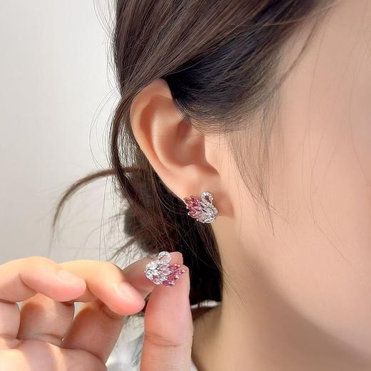 BAOFANDI宝梵迪精致轻奢满钻天鹅耳钉个性超闪时尚气质百搭耳钉BF 商品图5