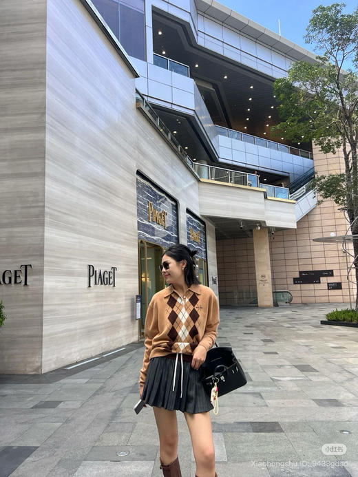 1016-5 独家圆正 miu菱格长袖polo衫 我穿38也偏长，跟模特一样 商品图5