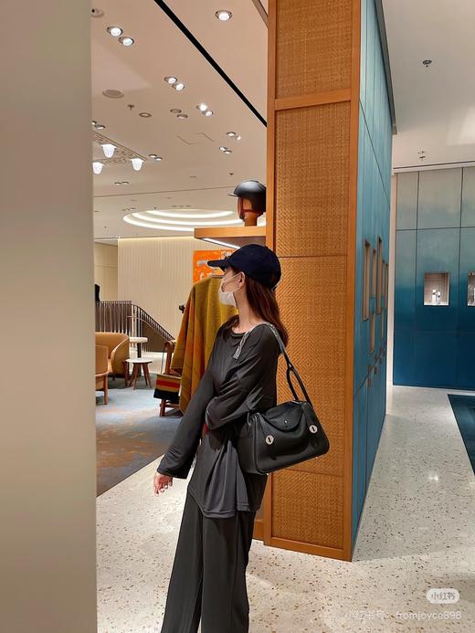 【头层TC纹荔枝牛皮】手工缝制枕头包真皮女包单肩斜挎手提包女秋冬 商品图4