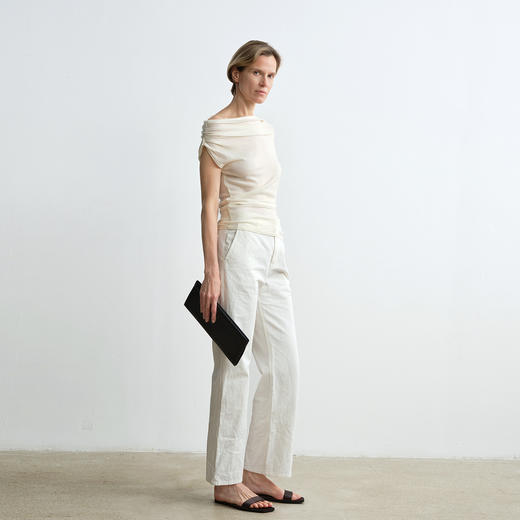 ROMI STUDIO“Clean fit”亚麻棉混纺经典老钱九分微喇裤RWCSXD2538 商品图1