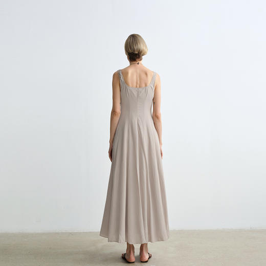 ROMI STUDIO“悠然夏日”真丝混纺植物染印花吊带连衣裙 RWCRLJ2710 商品图9