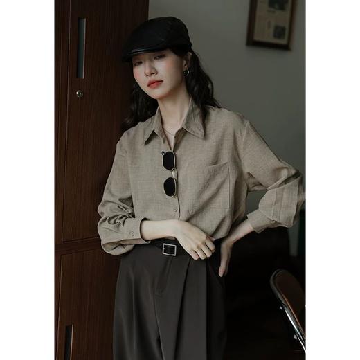 复古仙踪衬衫宽松垂顺 轻薄舒适柔软 百搭文艺复古风 绿色设计感内搭宽松复古港味纯色长袖衬衫女显瘦秋季新款衬衣上衣 商品图1