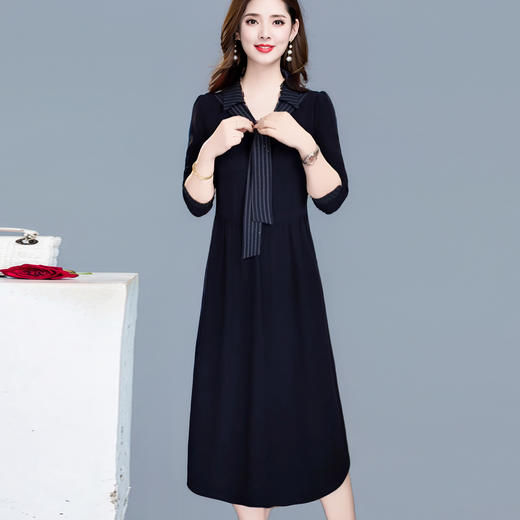 QYM 99H249-Y气质拼结条纹围巾领收腰连衣裙百褶裙A字裙 商品图1