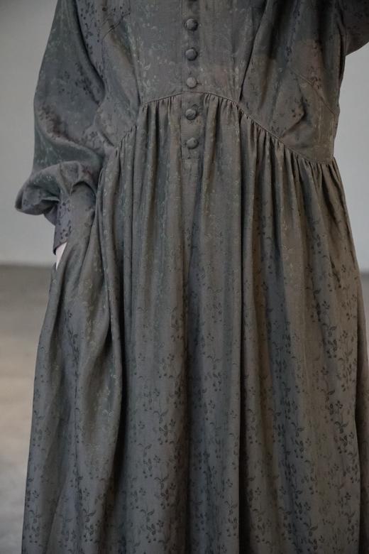 SUSURI 日系碎花轻盈高腰线连衣裙 商品图5