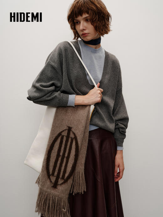HIDEMI 大秀款青藏高原可溯源牦牛绒拉毛长拉绒logo系列加厚款围巾 商品图12