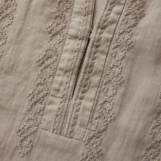 ROMI STUDIO“东方美学”100%苎麻轻薄宽松灯笼袖衬衫 RWCSSJ2691【发货时间25-30天】 商品图13