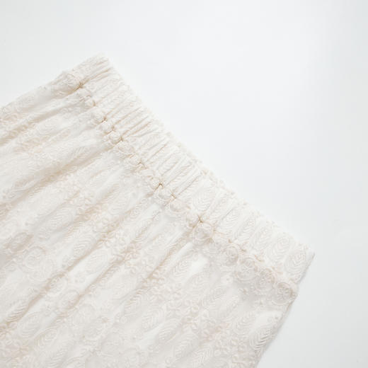 西遇法式蕾丝绣花蛋糕裙女秋季新款百搭高腰遮肉显瘦半身裙V3655262 商品图5