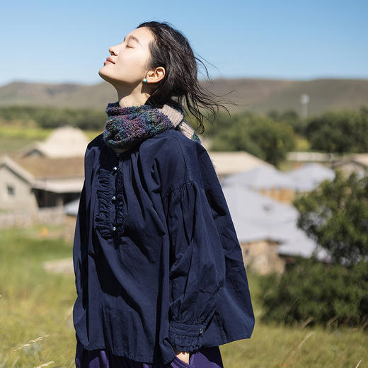 绽放690朵/花边儿小衫·亚麻棉气质花边碎褶宽松落肩长袖衬衫新款 商品图2