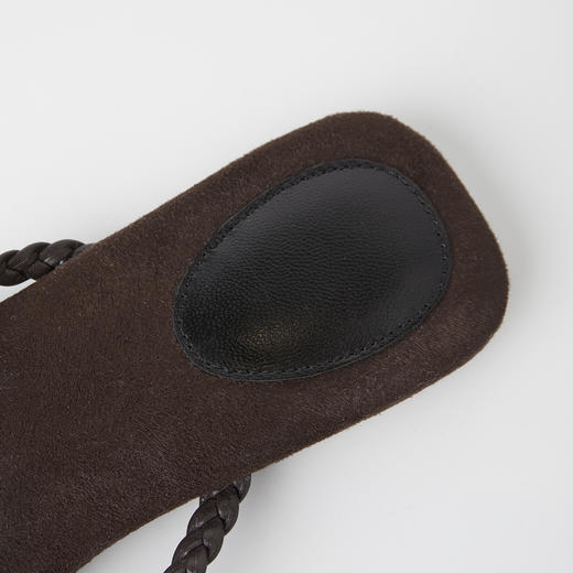 ROMI STUDIO“夏日松弛”羊皮革复古编织夹趾平底凉鞋 RWCRP33479【发货时间25天】 商品图5