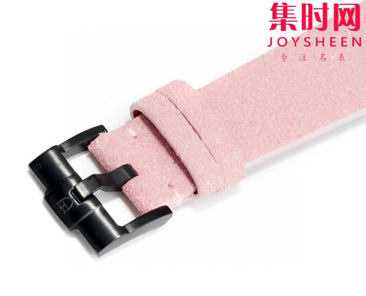 3T帝舵碧湾计时系列 F1赛车25型“黑武士”男士腕表
帝舵 Black Bay Chrono系列是一款融合潜水表传统与赛车计时功能的混合型腕表，以其复古美学与现代技术著称。 商品图8