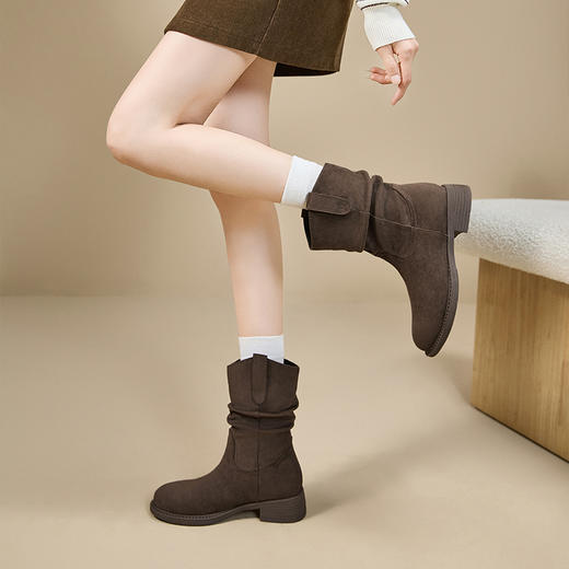 西遇西部牛仔靴女新款秋冬百搭美拉德V口堆堆靴圆头粗跟短靴V2257257 商品图1