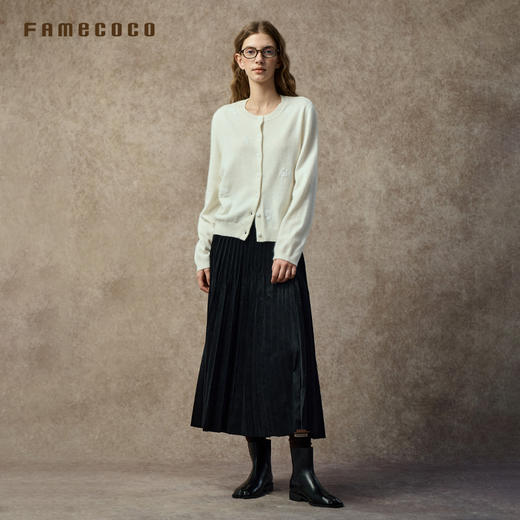 Famecoco温柔知性手工钉珠绣花圆领羊毛开衫宽松百搭FAC8DE005 商品图4