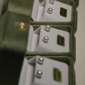 冰点价！ 露思新剧同款 正圆海外进口ji强光akoya 6-7mm小灯泡 面无暇 正圆 ji强光 纯银针礼盒包装