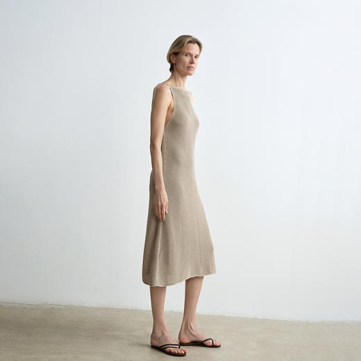 ROMI STUDIO 亚麻和纸纱混纺镂空无袖宽松长款连衣裙 RWCRLG2782 商品图3
