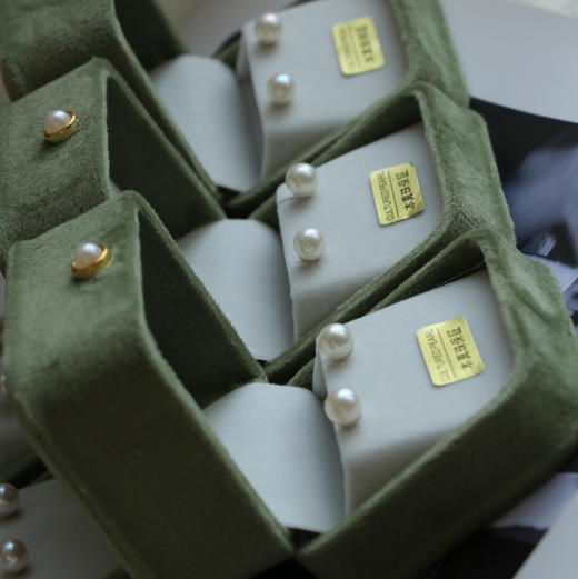 冰点价！ 露思新剧同款 正圆海外进口ji强光akoya 6-7mm小灯泡 面无暇 正圆 ji强光 纯银针礼盒包装 商品图2