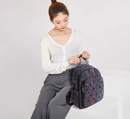 【Aimi家3宅同款炫酷菱格双肩手提包ASM9267】 商品图2