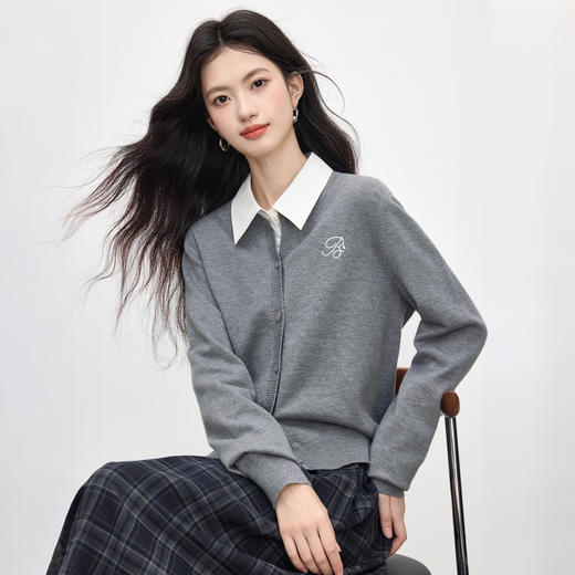 【周四狂欢价】熙世界克莱因蓝软糯针织开衫女秋季2025新款刺绣韩系穿搭长袖毛衣 商品图4