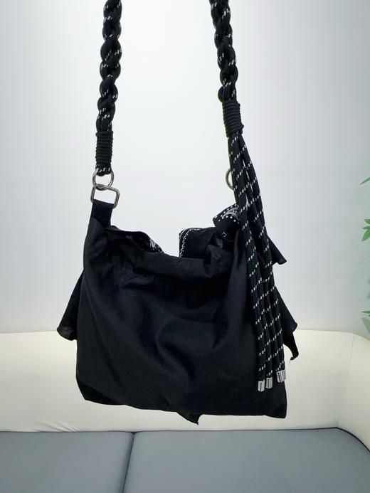 明星同款文艺休闲布包民族风百搭印花刺绣复古腰果斜挎包 商品图11