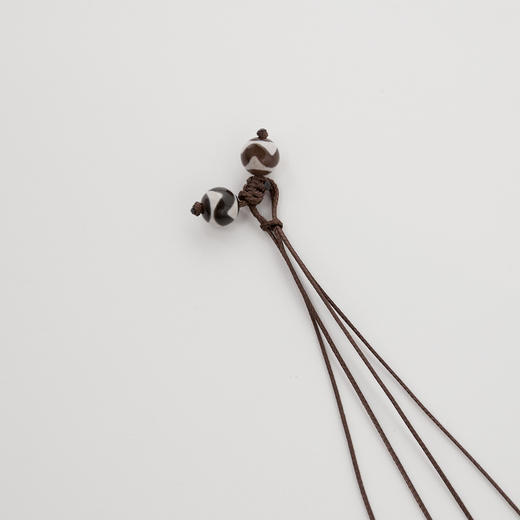 ROMI STUDIO 非金属棉绳项链 手工编织珊瑚石吊坠项链 RWCLPJ3591(现货） 商品图4