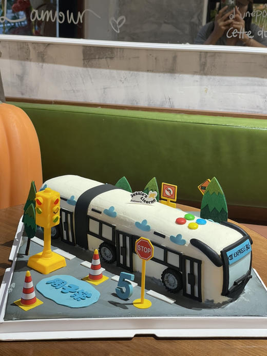 男孩公交车蛋糕 商品图0