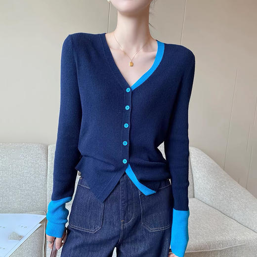 【南油女装 拼色气质羊毛衫】简约百搭 撞色叠穿设计 收腰显瘦 独特个性 商品图3