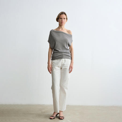 ROMI STUDIO“知性优雅”莱赛尔亚麻混纺花纱斜肩针织衫 RWCRST3408 商品图0