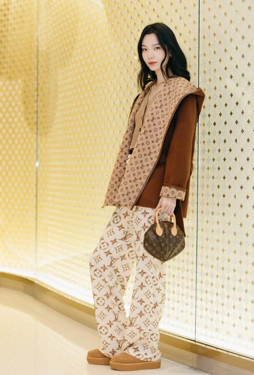 【不退货，可换码】驴家 秋冬经典款大衣 多色合集（SZX*MM） 商品图0