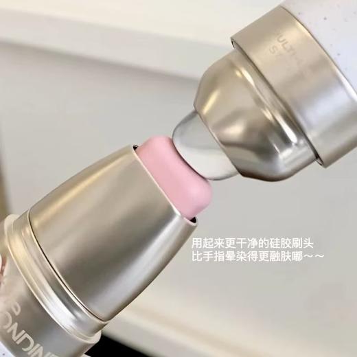 小奥汀玩色多用棒 4g 水润丝滑腮红膏修容眼影唇膏四合一 商品图3