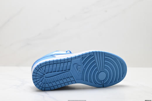 耐克乔丹Air Jordan 1 Low低帮休闲运动板鞋DC0774-105男女鞋 商品图8