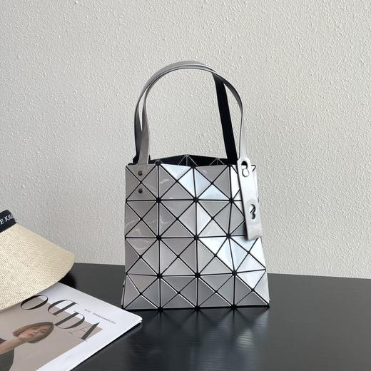 【Aimi家三宅同款菱形男女同款双肩包包ASM12616】 商品图1