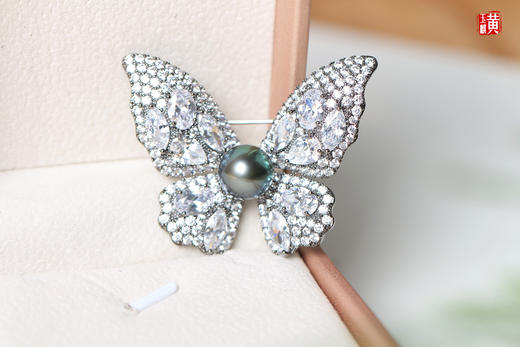 【月华凝蝶】大溪地海水珍珠胸针 商品图2
