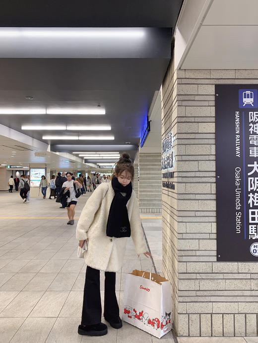 金蘑菇菇 菇式刚需瘦瘦牛 / 弹力包裹感 加绒显瘦黑色牛仔裤 商品图5