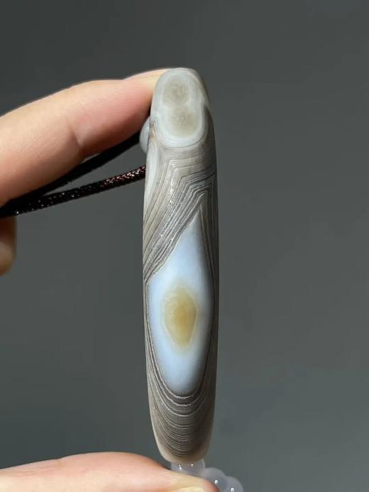 灰白地黑线老缠丝玛瑙牛角型珠，顺丰包邮 商品图7