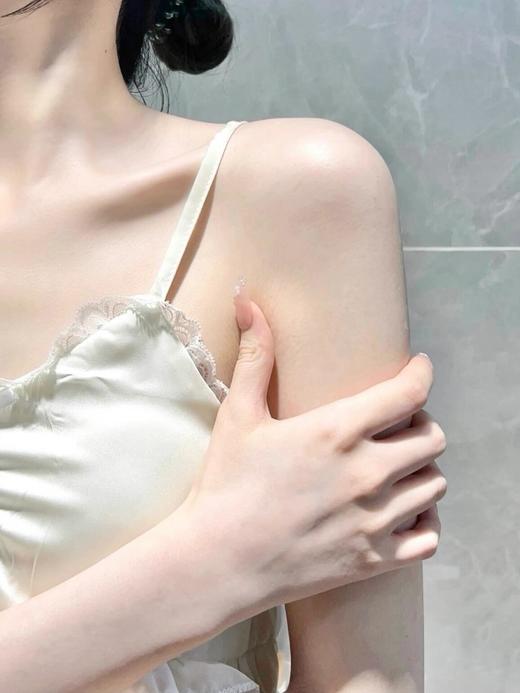 【10.18好物神价】兰蔻菁纯身体泡沫洁肤露125ml 商品图5