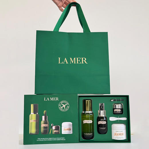 超值王炸礼盒【海蓝之谜正装大套盒】（海蓝之谜精粹水150ml +海蓝之谜浓缩精华50ml +海蓝之谜经典面霜60ml+海蓝之谜绿眼霜15ml） 商品图3