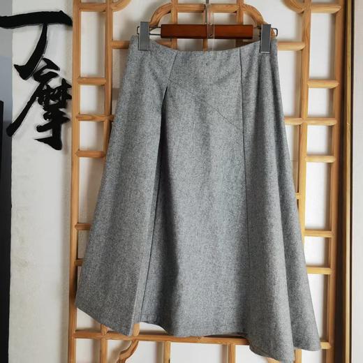 仅一件！【断码清仓】立体裁剪高腰显瘦A字大摆灰色毛呢半身裙ZFYY018 商品图0