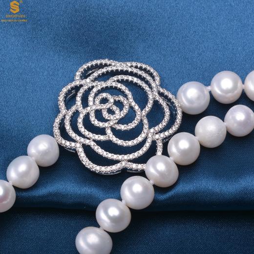 【双12抢先购 限时特惠】黄金钻石首饰 近圆天然深水珍珠豪镶满钻白玫瑰毛衣链 商品图4