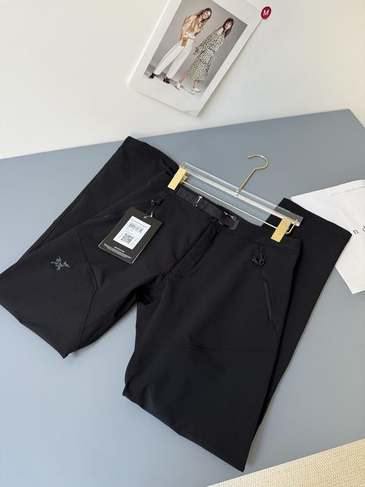 点此购买 始祖鸟秋款男女款户外弹力冲锋裤 xj 332898 商品图8