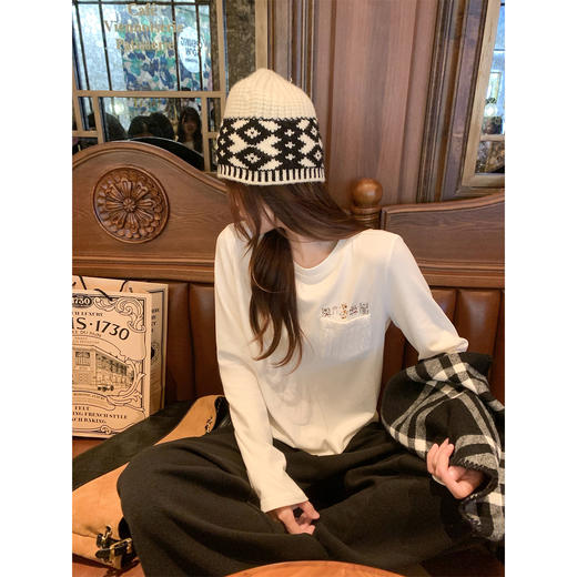 <曾小咸推荐>图案设计打底长袖T恤 商品图0