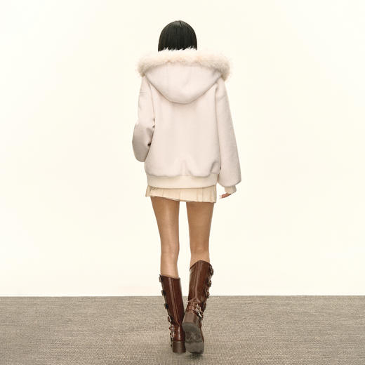 Ariseism 美式复古白色毛毛外套女秋季新款 商品图4
