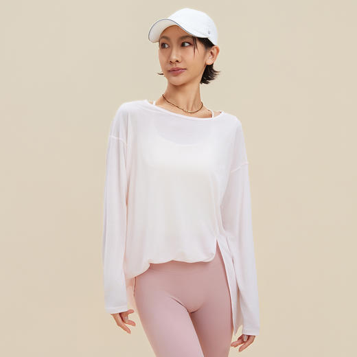 跃牌【周游世界】秋冬新款瑜伽服女轻薄透气罩衫上衣吸湿速干长袖T恤宽松健身服TP0964 商品图4