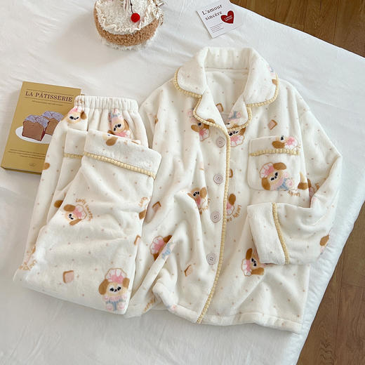【好看又好穿！软糯保暖】厨师饼饼卡通睡衣女款珊瑚绒秋冬季加厚加绒保暖法兰绒长袖家居服。rc 商品图1