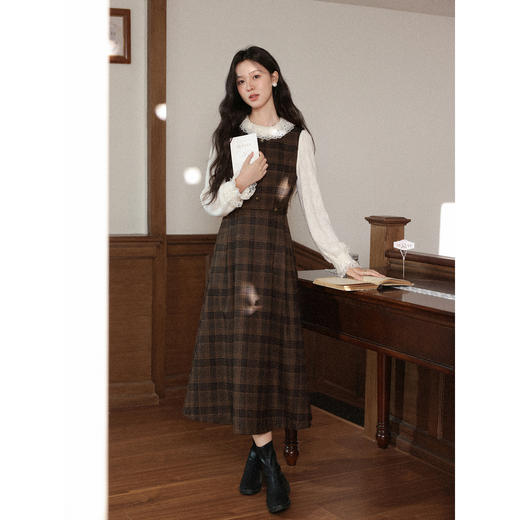 鹿向南「温莎古堡」咖色格子无袖背心连衣裙女早秋新款设计感长裙 商品图1