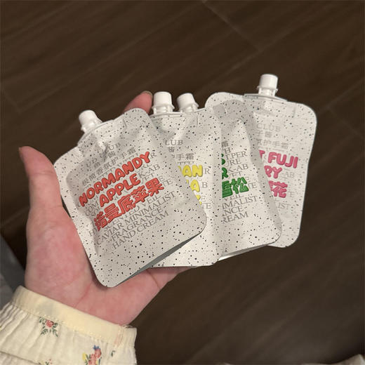 「9.9到手4袋！极简香氛」UD CLUB鱼子酱极简香氛香水护手霜 诺曼底苹果补水滋润保湿伴手礼美容护肤 商品图3