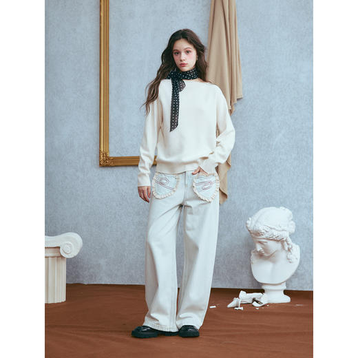 两三事 云朵慕斯 2025冬季新款简约圆领套头羊毛针织衫女宽松 商品图3